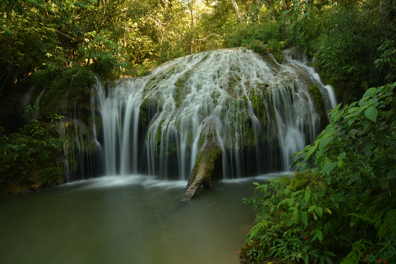 bonito-cachoeira_do_desejo_-_waterfall_-_jeilson_andrade