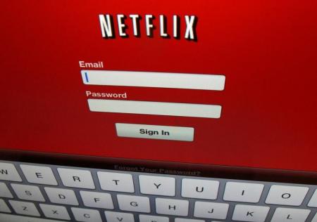 Logo do Netflix exibido em um iPad. 19/04/2013 REUTERS/Mike Blake
